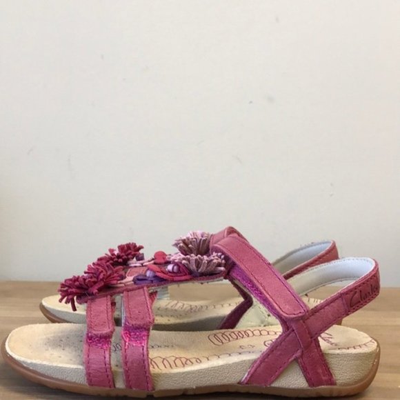 Clarks Girls Rio Flower Sandals - Picture 5 of 5